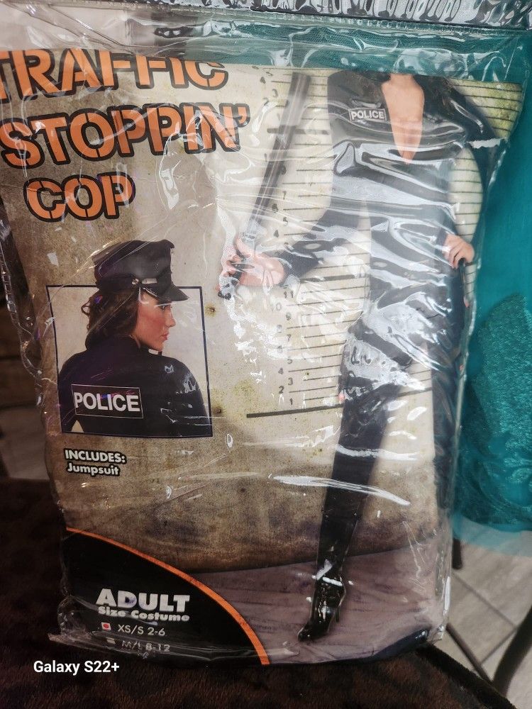 Adult Halloween Costume Size Small Pick Up Only 7 Ave And Baseline for