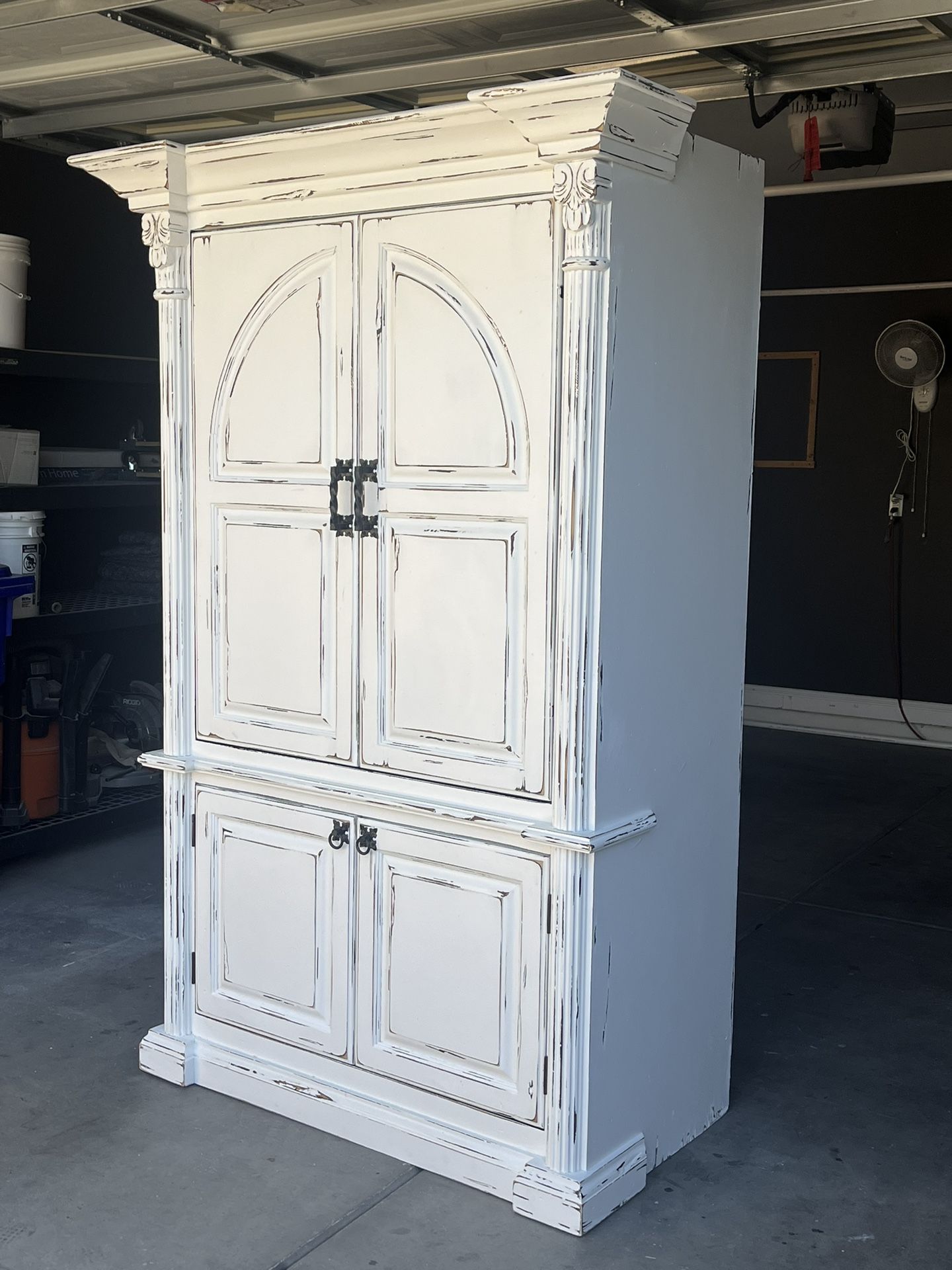 SOLID WEATHERED OAK RUSTIC HUTCH, CUPBOARD OR DISPLAY CASE