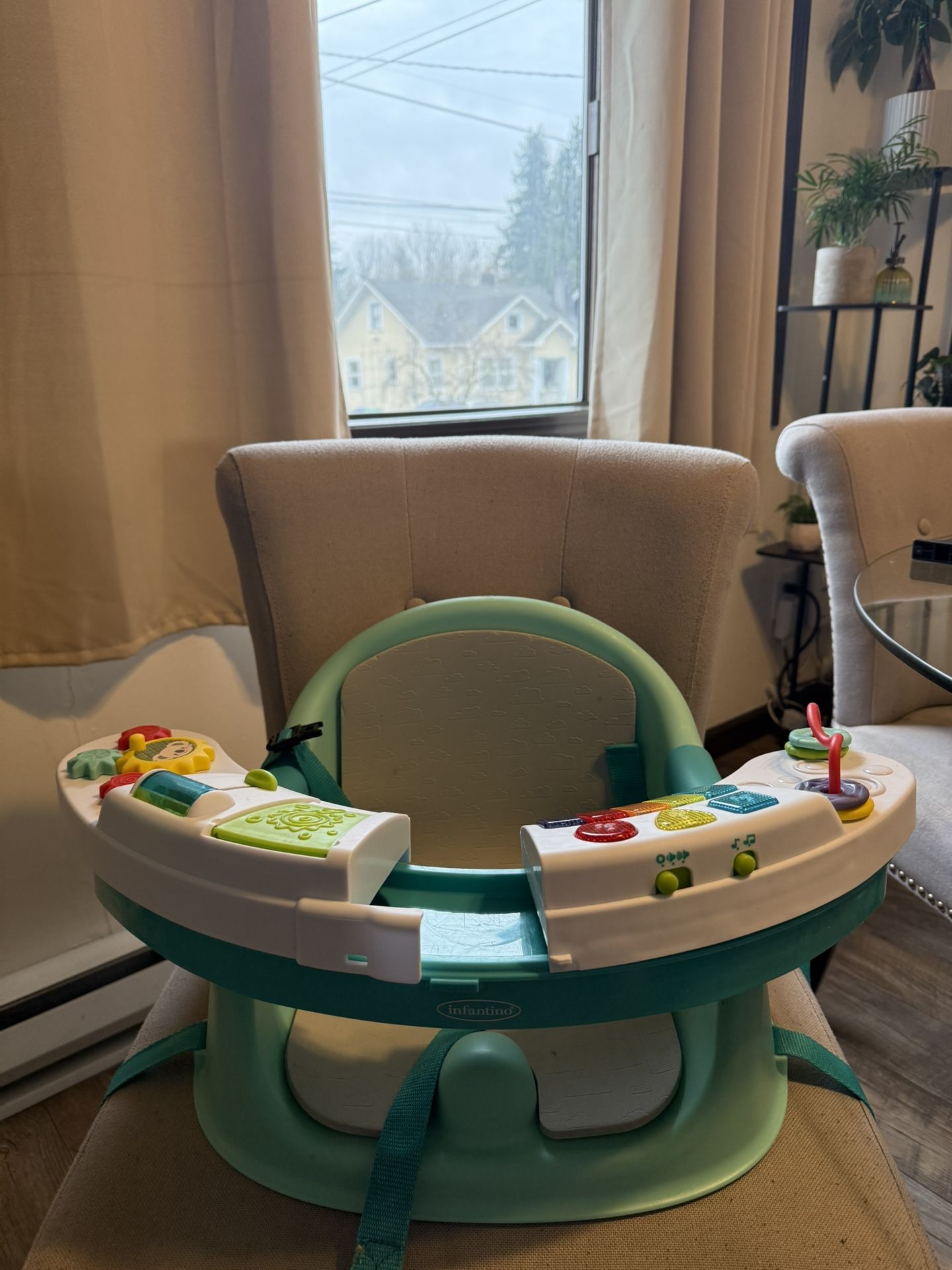 Infantino 3 in 1 Booster Seat