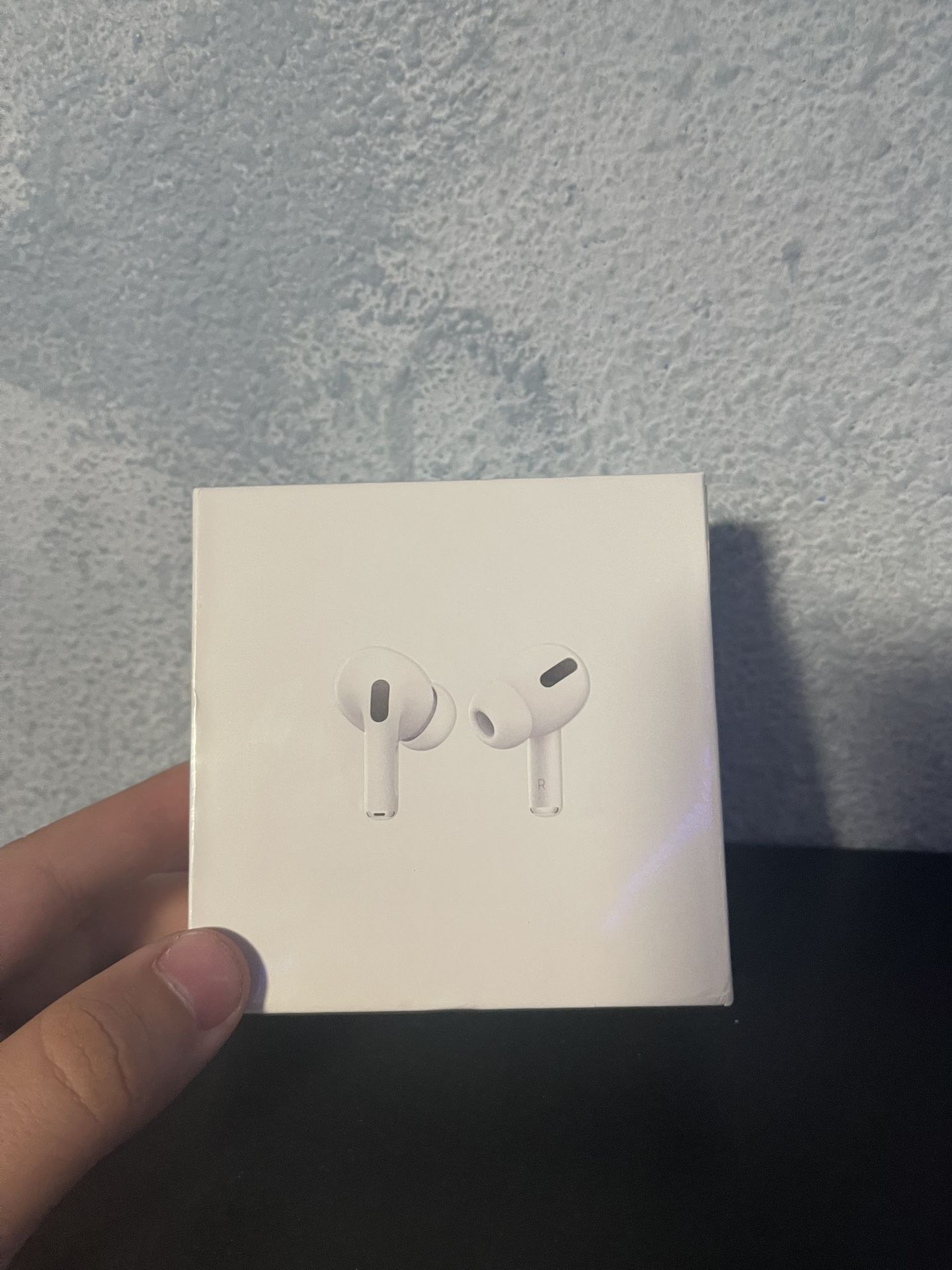 AirPods