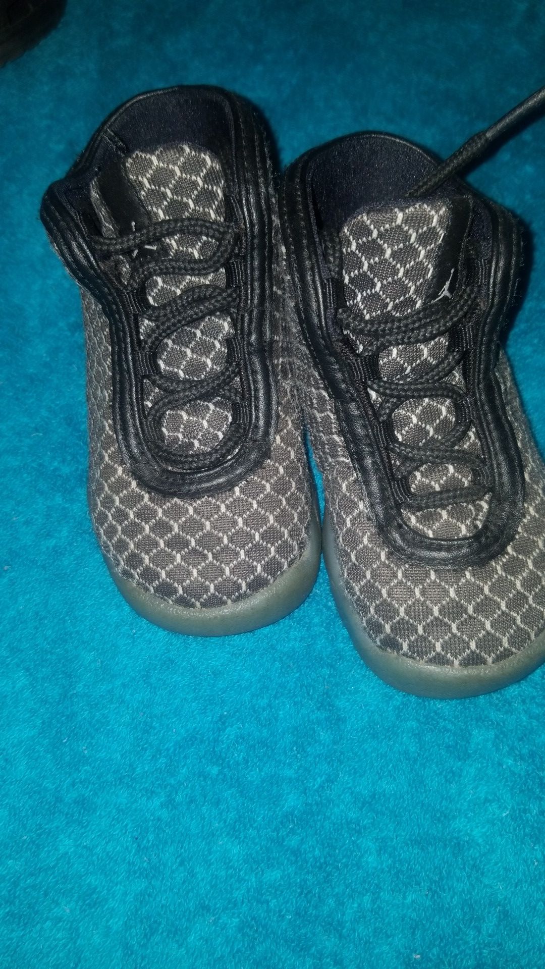 Baby boy Jordan shoes size 6c