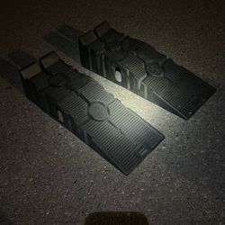 Rhino Ramps $30 For Car Or Truck