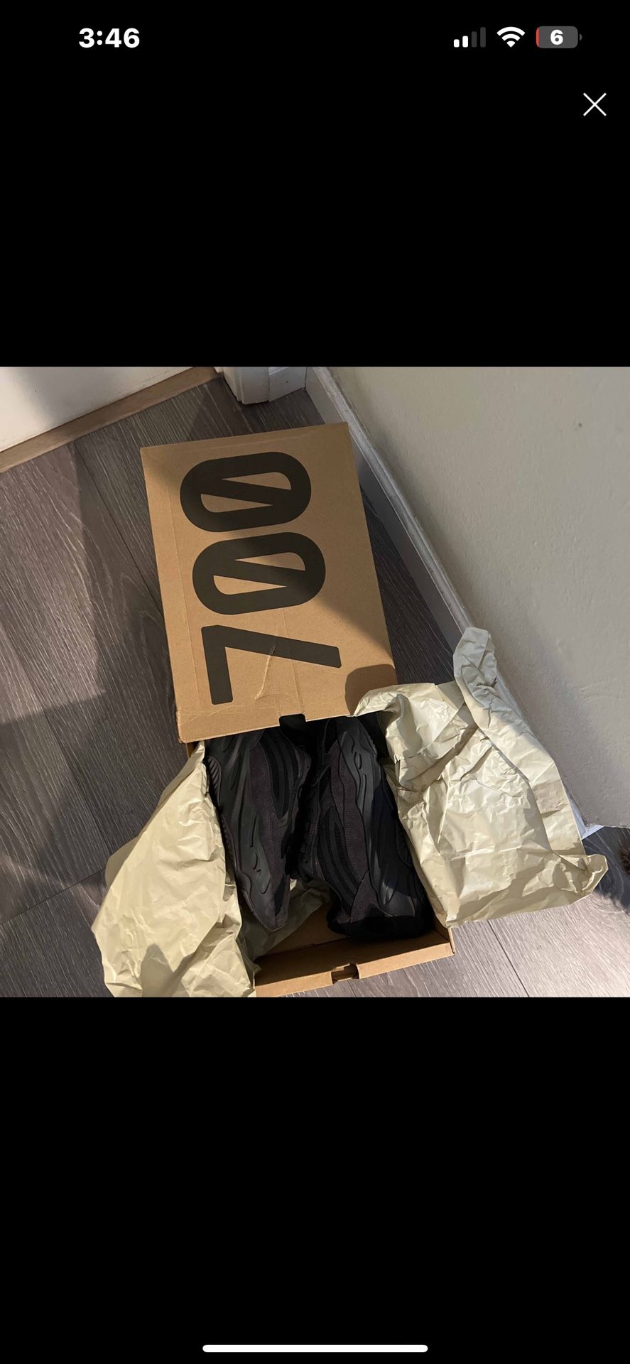 Yeezy Boost 700 V2 'Vanta' Sz 10 Men