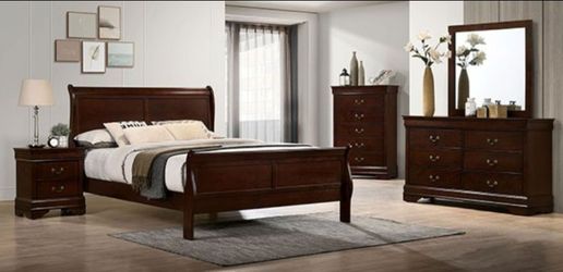 Brand New Cherry 4pc Queen Bedroom Set (Available in Eastern King)