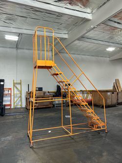 Step ladder