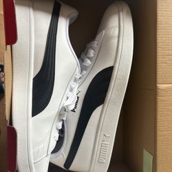 Smash V2 Size 11 White Shoes Never Used