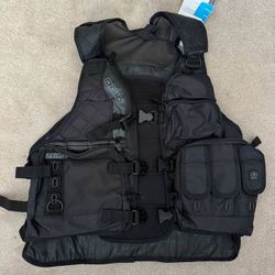 Ogio Flight Vest Bladder Apparel Wear Pockets Outdoors Hiking Prep