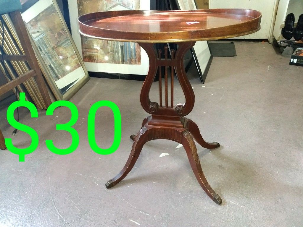 1940s Mersman Federal Duncan Phyfe Style Harp Lyre End Table w/ Claw Feet - 6651