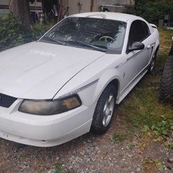 2002 Ford Mustang
