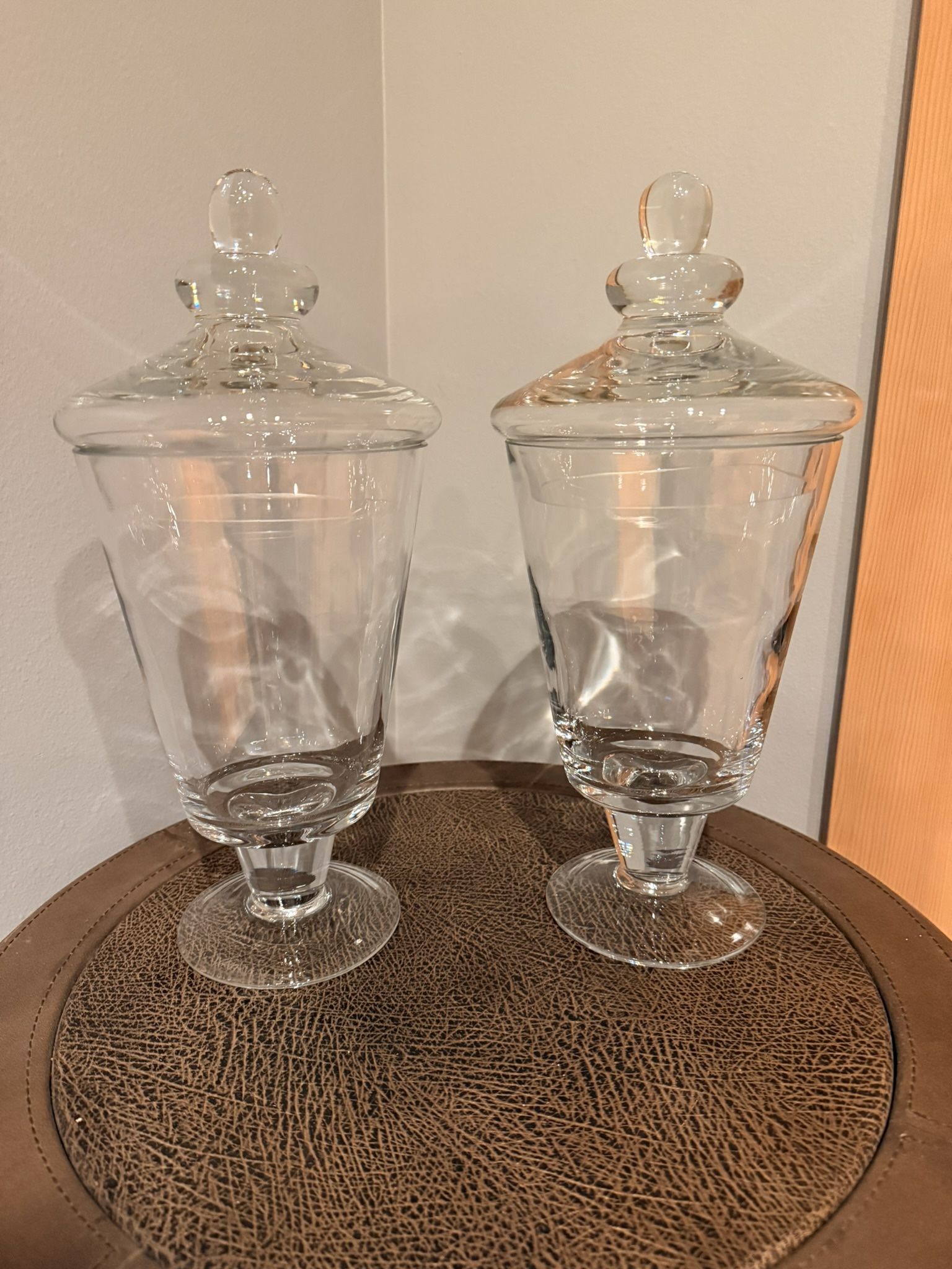 Apothecary Jars With Lids (glass)