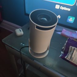 Projecter With Remote Control 