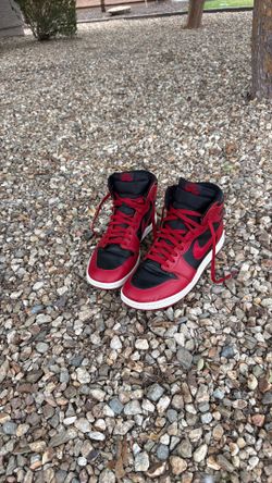 Black and Red Air Jordan 1 OG - AJ1 High