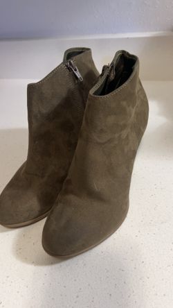 Boots Size 7