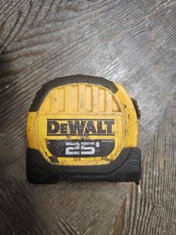 DeWalt 25ft Tape Measure DWHT36107