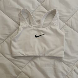 WHITE NIKE SPORTS BRA