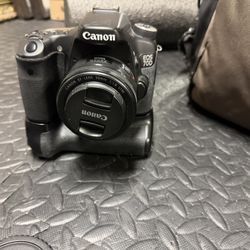 Canon EOS 70d With Case/lenses/battery