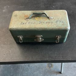 Vintage Simonsen Chicago Tool Box Tackle Box
