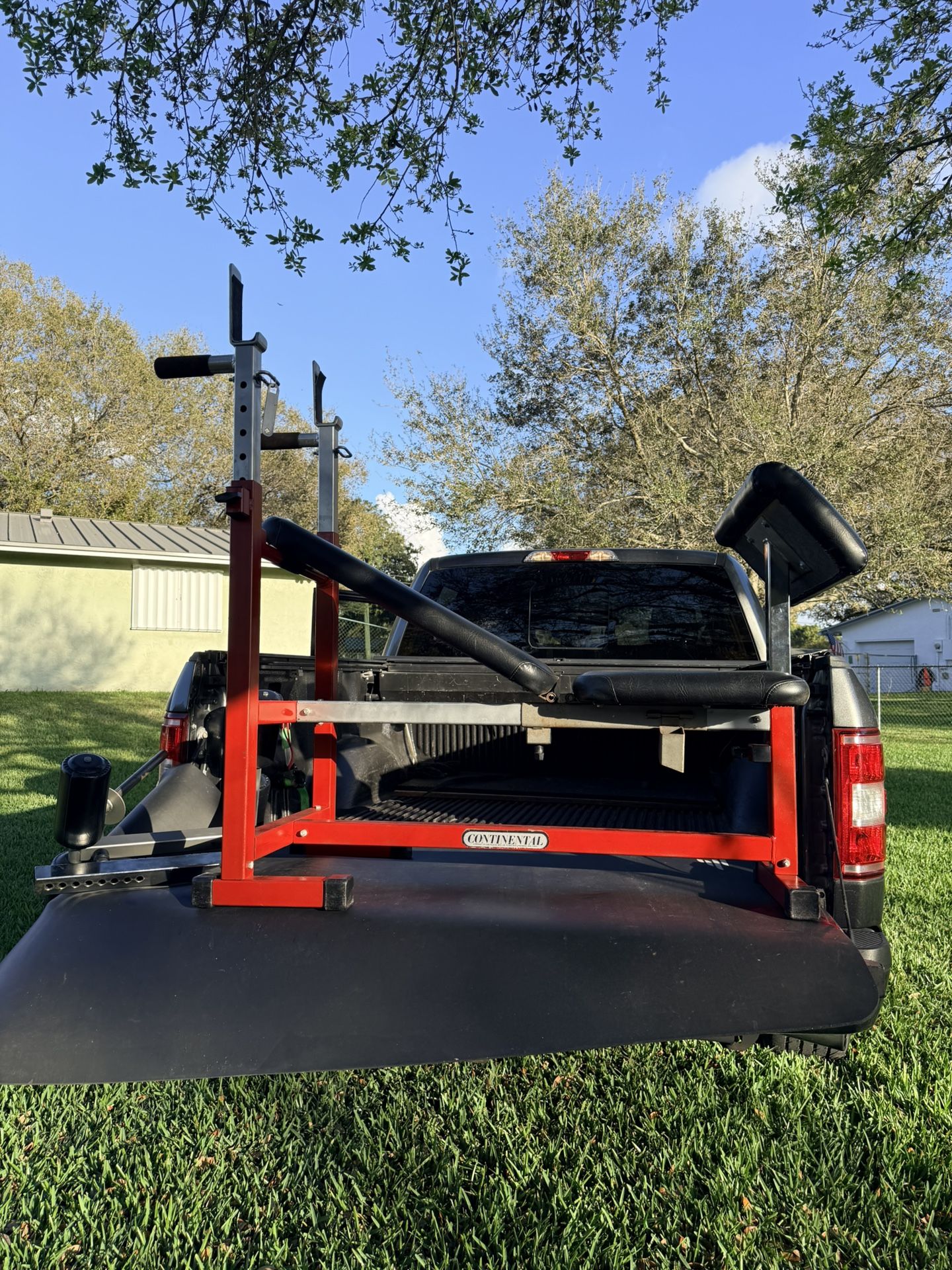 High-End Fully Adjustable Weight Bench With Attachments