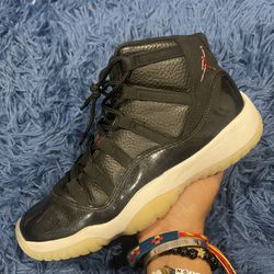 Jordan 11 72-10 Size 6.5y