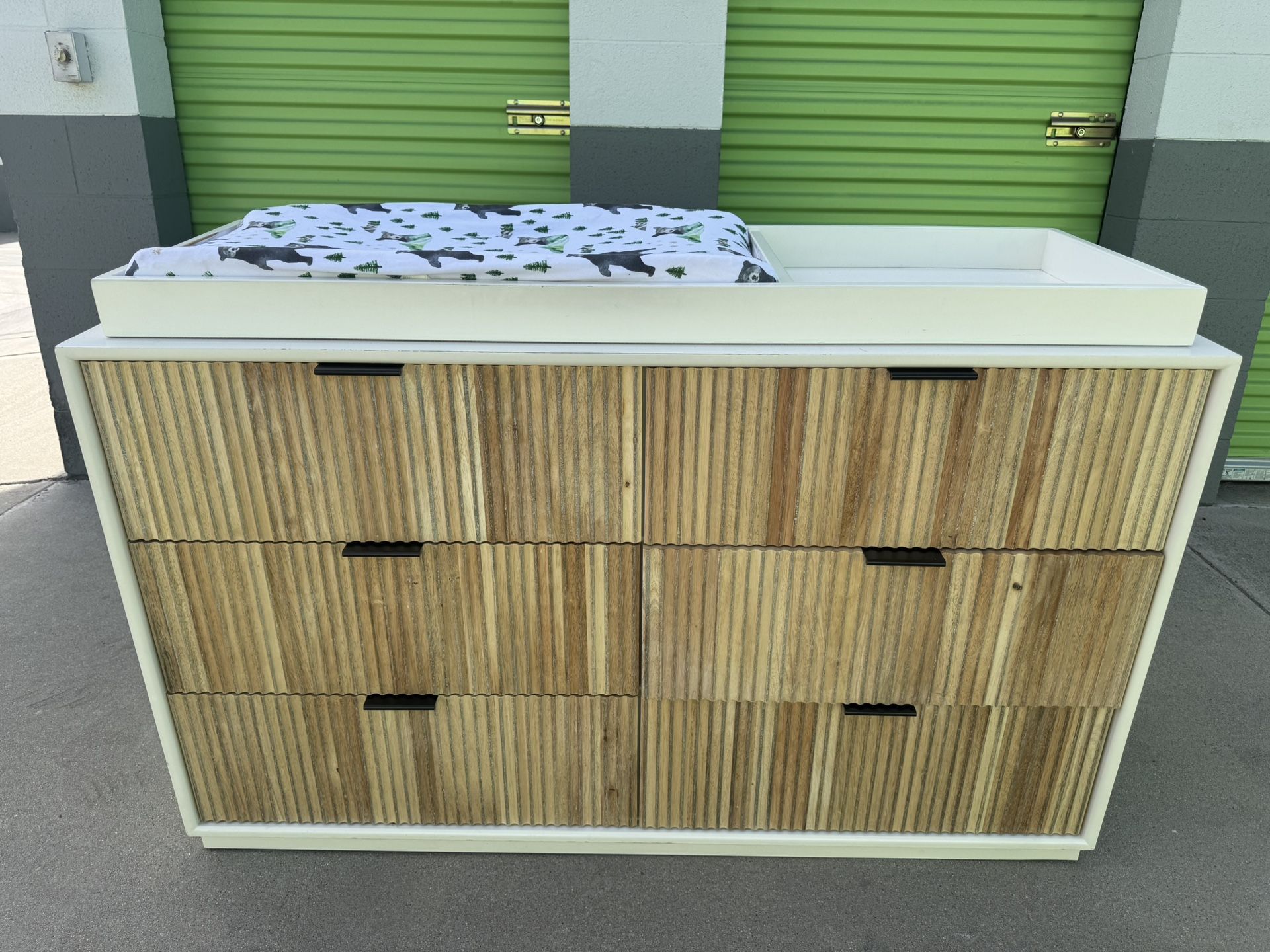 Dresser Or Changing Table 