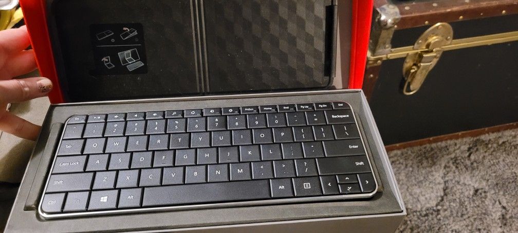 Bluetooth keyboard - Microsoft