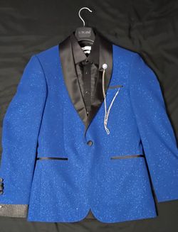 Suit attire