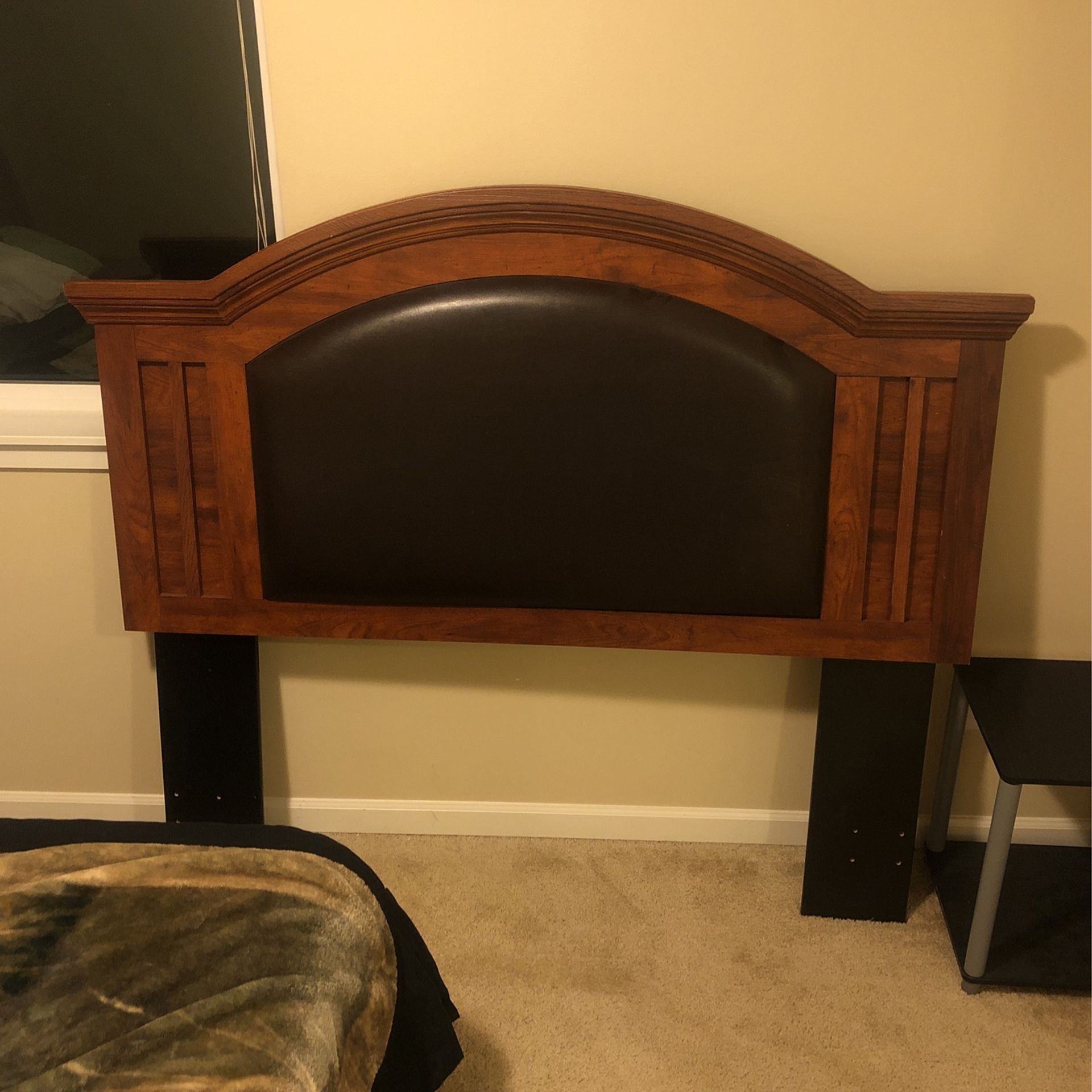 Queen Size Headboard Bed