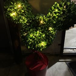 Disney Mickey Mouse LED Topiary Tree Christmas Decoration – White – 3 FT