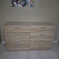 8 Drawer Dresser