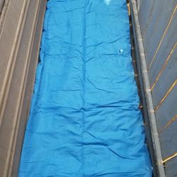 FREE ADULT SLEEPING BAG 