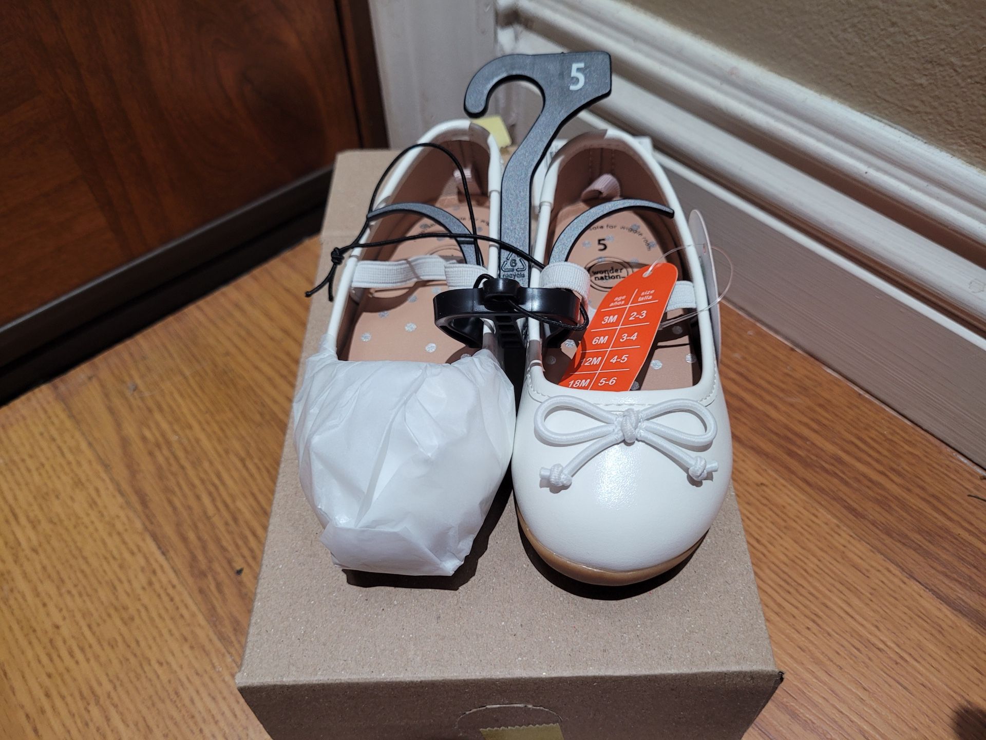 WONDER NATION INFANT SIZE 5 BALLERINA SHOES! BRAND NEW IN BOX!