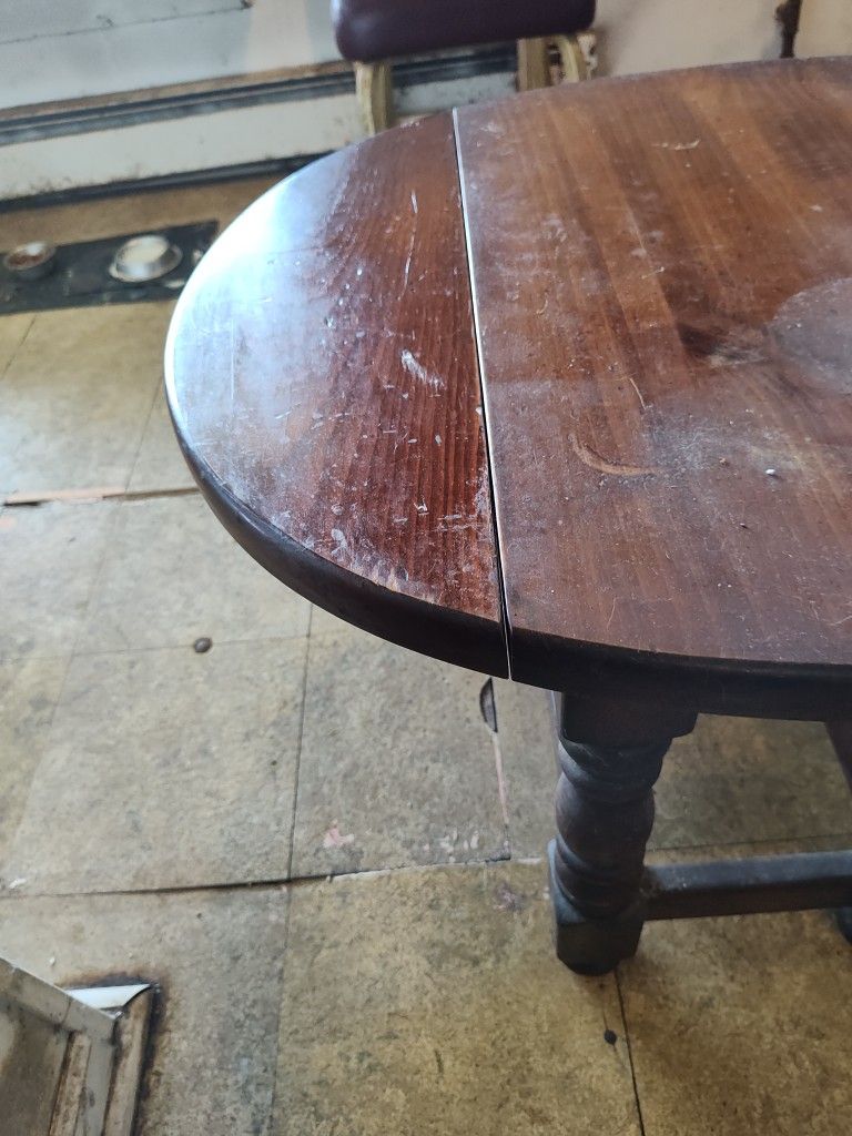 End Tables 2 Of Them Both With Fold Out Leaves House Pick Up $80.00