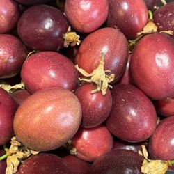 Organic Fresh Passion Fruit