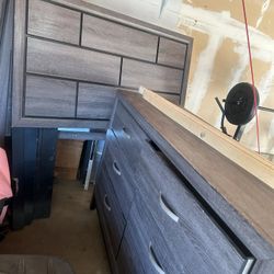 Queen Bed Frame 
