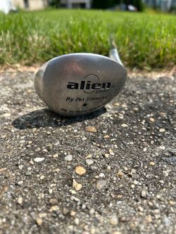 Alien by Pat Simmons True Temper Sand Wedge Driver made in USA 36” tall