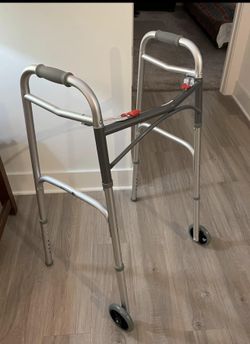 Foldable Adult Walker