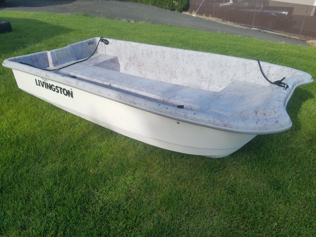 Livingston LV9 very nice stable boat new cost was $1649.