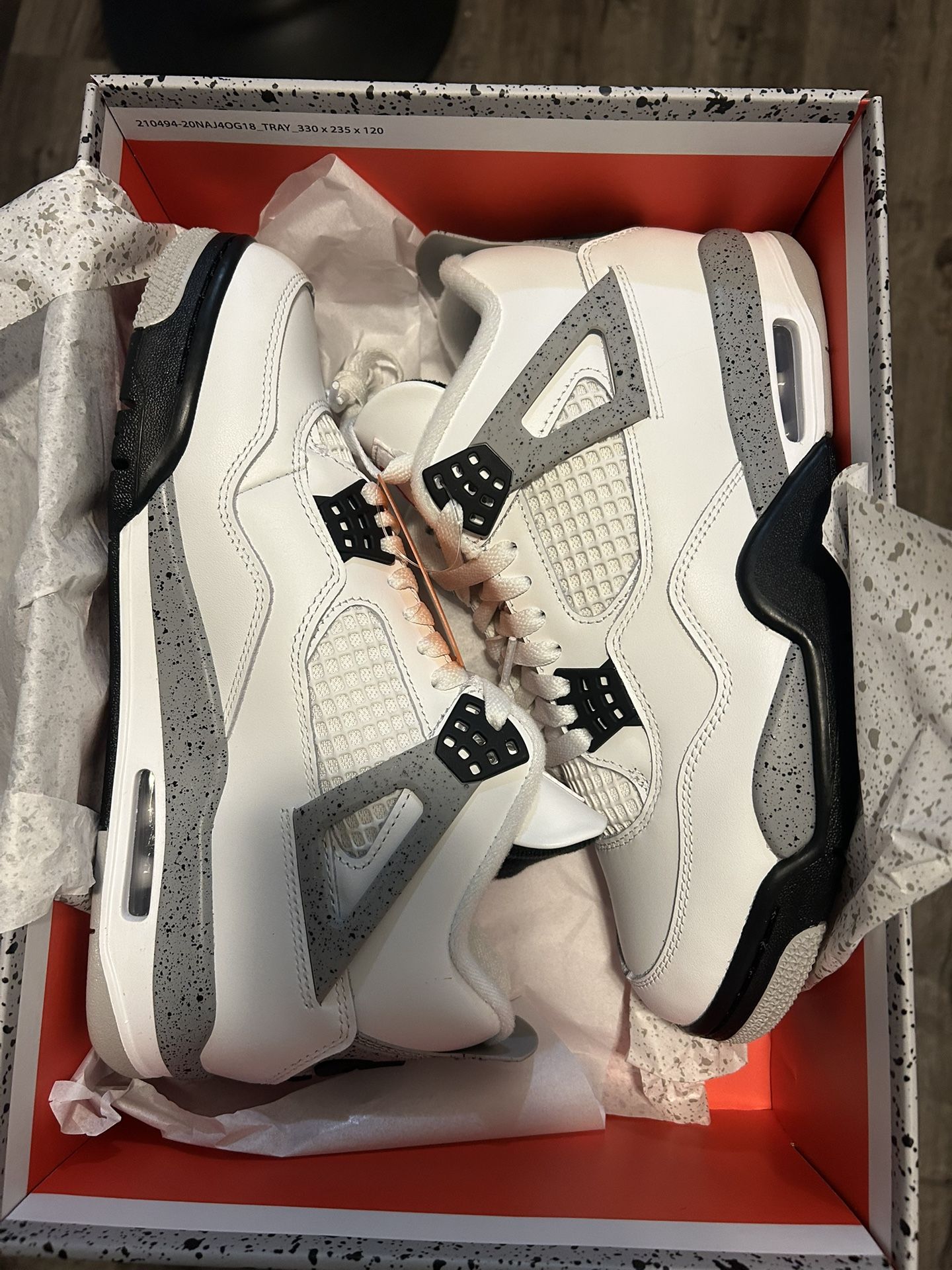 Jordan 4 Cement
