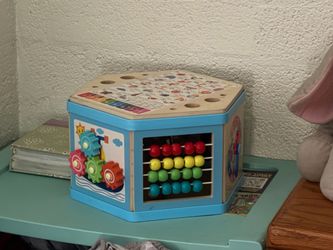 Baby’s learning toy