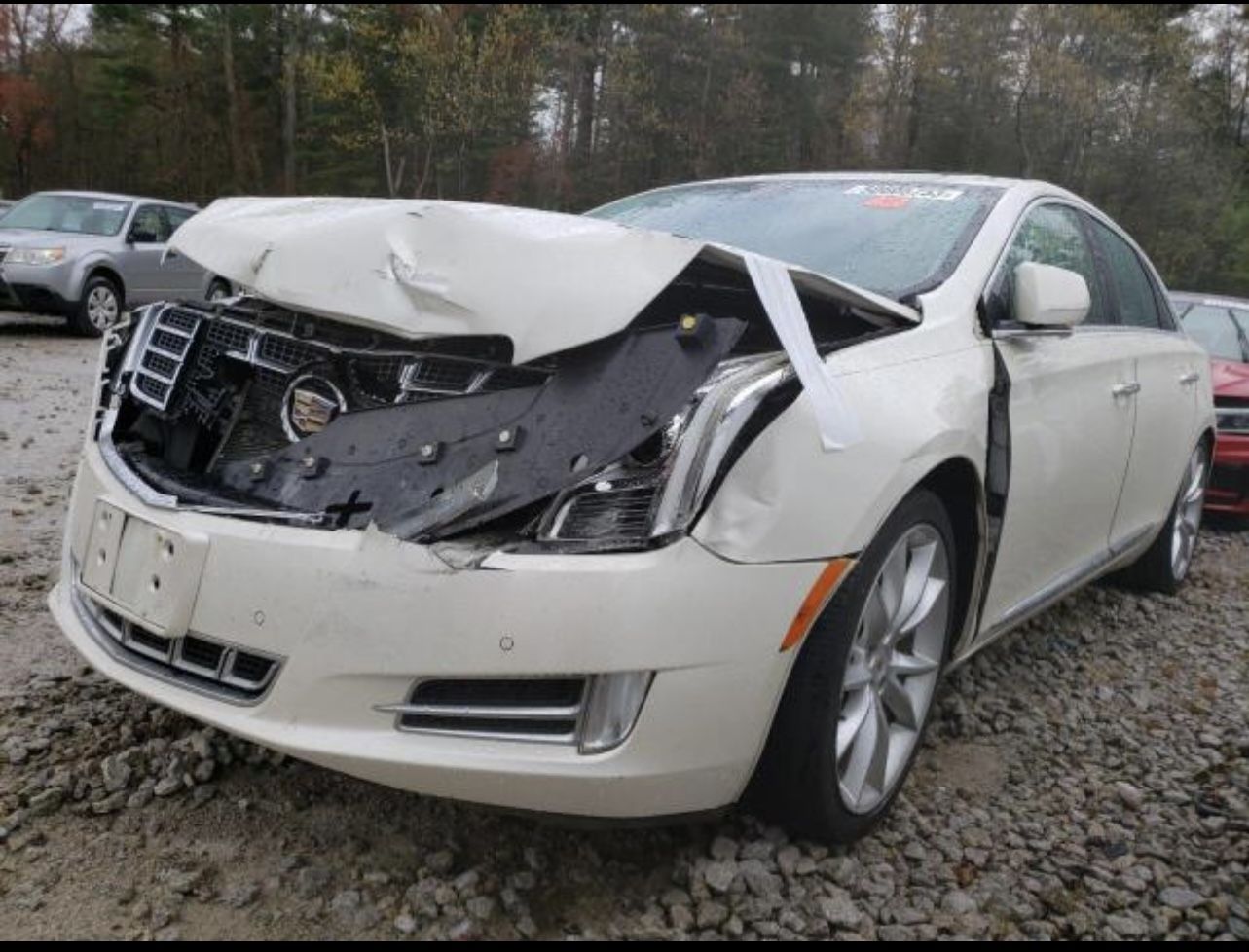 2013 Cadillac XTS Premium PART - OUT 