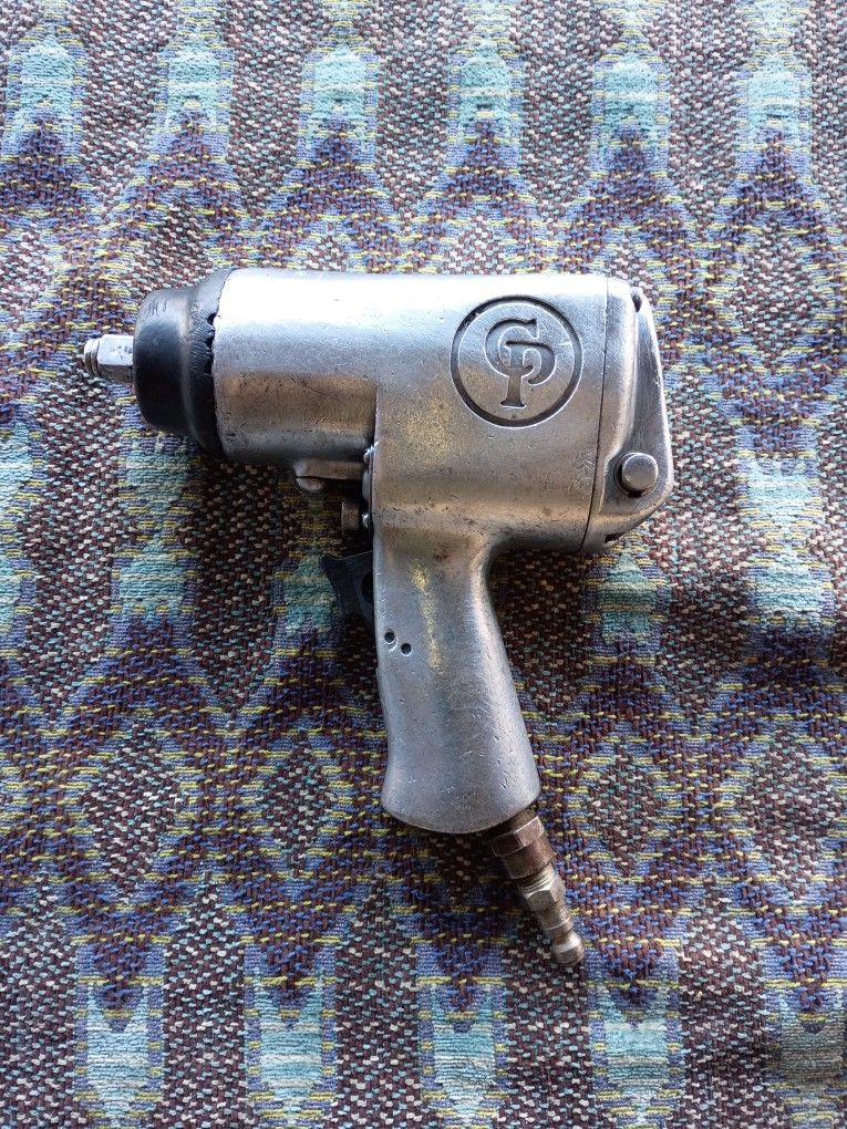 Central Pneumatic 1/2" Drive Impact