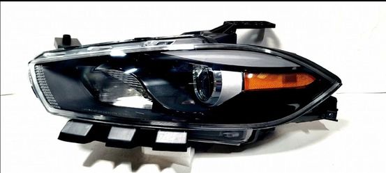 Headlight driver side For 13-16 Dodge Dart Black Housing