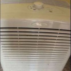 AIR PURIFIER 
