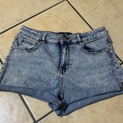 Women’s Shorts