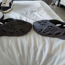 Foam Runners Yeezys