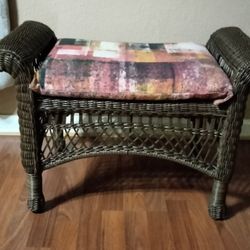 Cushion Bench 