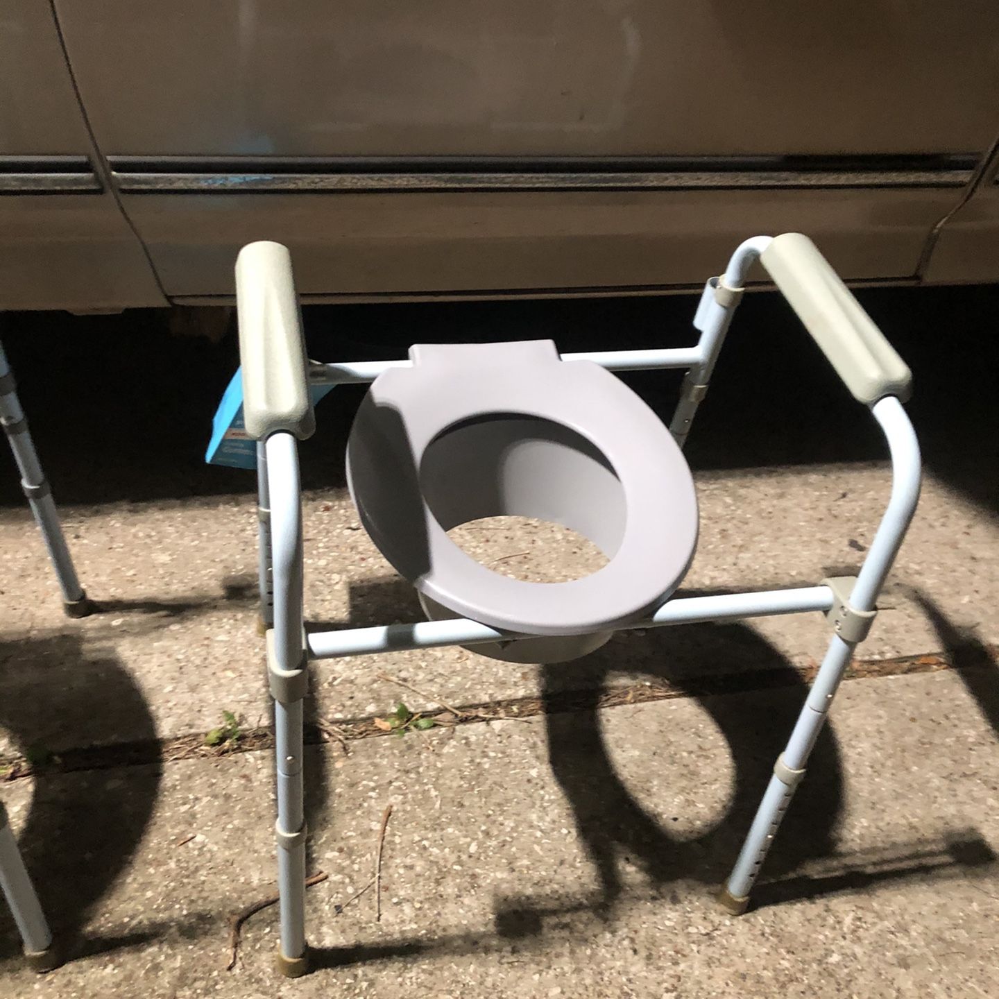 CVS Health Folding Bedside Commode Seat for Sale in Spring TX