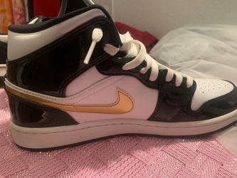 AIR JORDANS