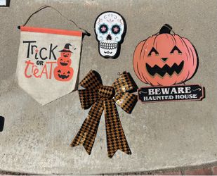 Halloween Decoration Bundle Set of 4 for $1 each
