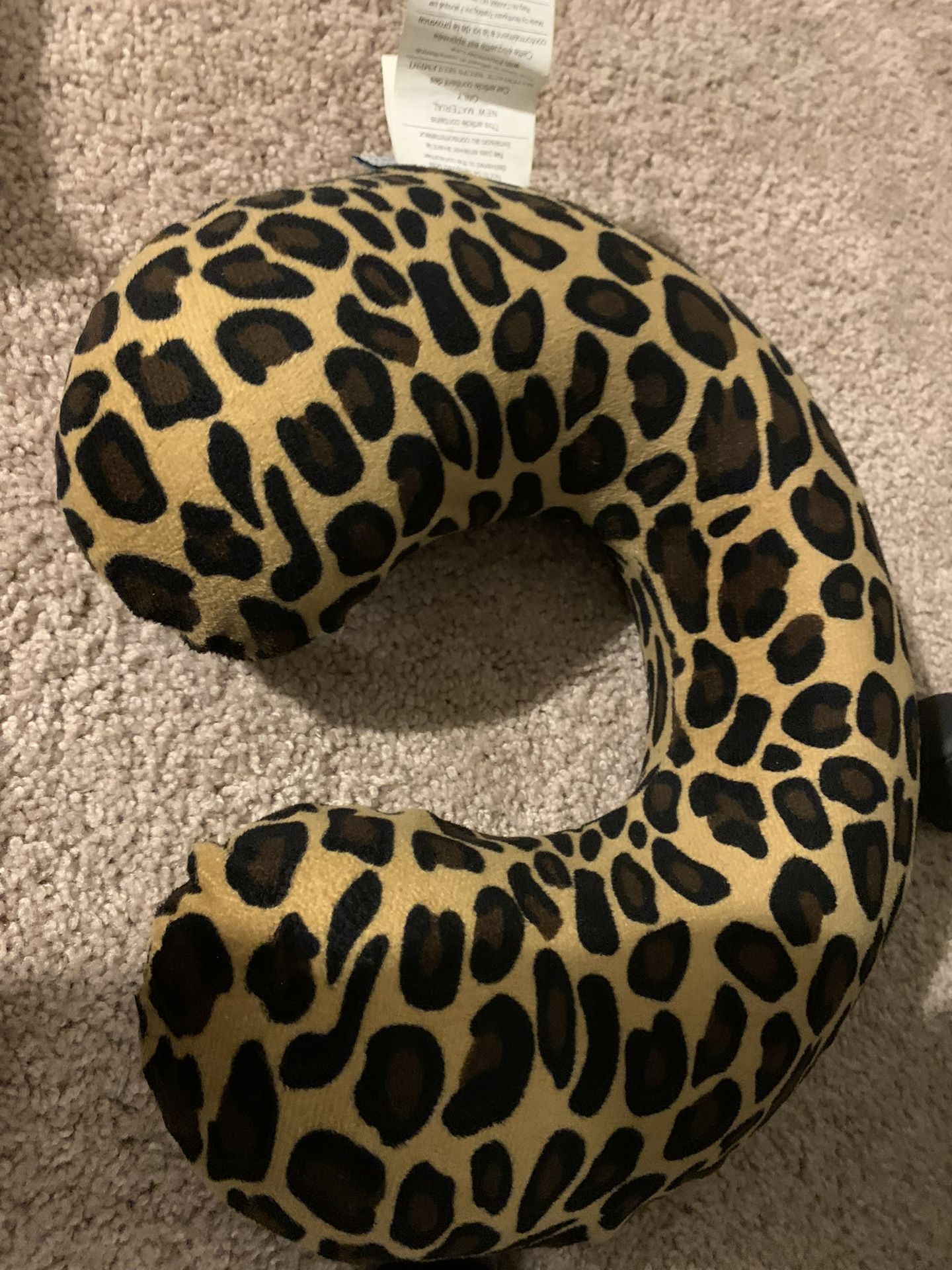 Neck Pillow *Must Go*